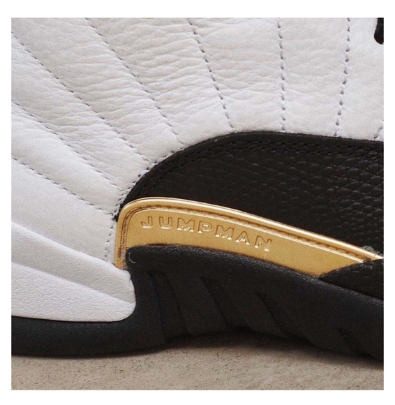 Air Jordan 12 Retro Royalty - Picture 10 of 17
